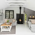 Ferienhaus Newly Renovated Near The *
