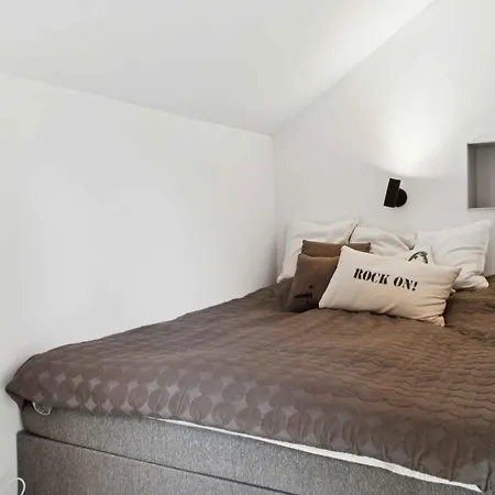 Newly Renovated Near The Ferienhaus *