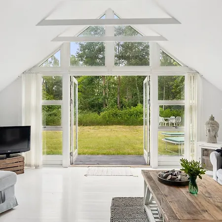 Newly Renovated Near The Hébergement de vacances *